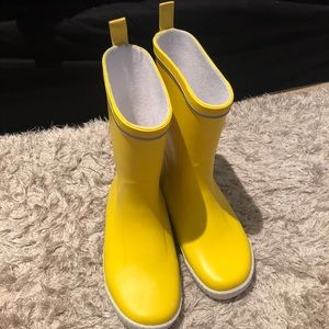 Yellow rain boots